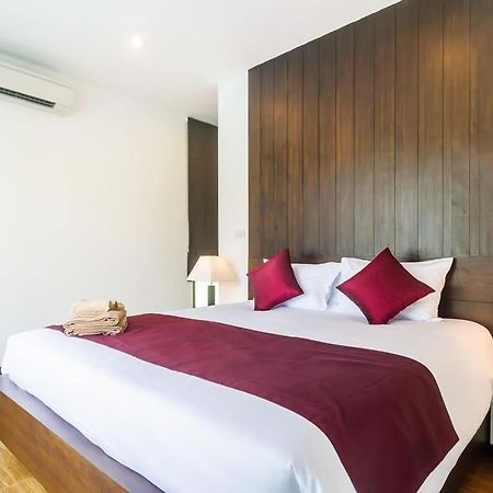 Shanti Villas X Monthstayz Thailand Rawai Esterno foto