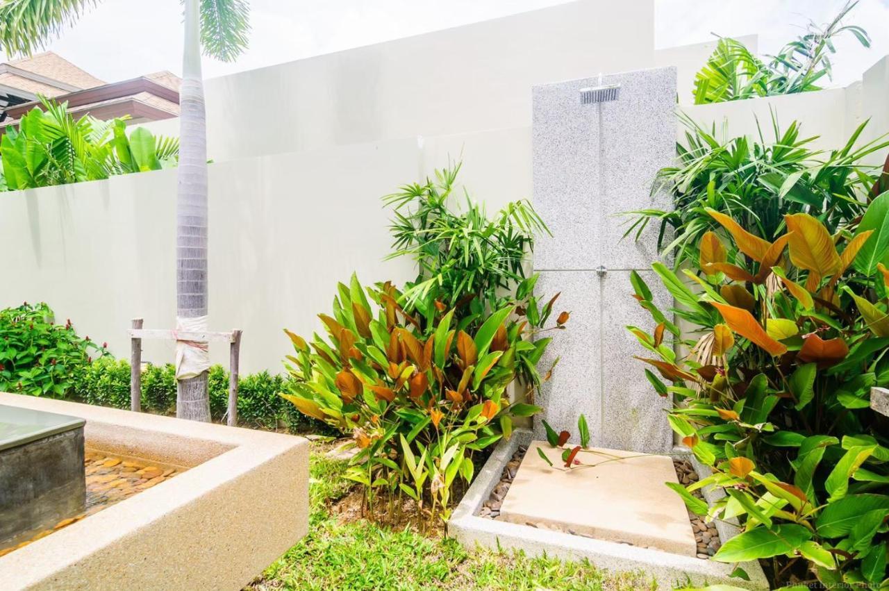 Shanti Villas X Monthstayz Thailand Rawai Esterno foto