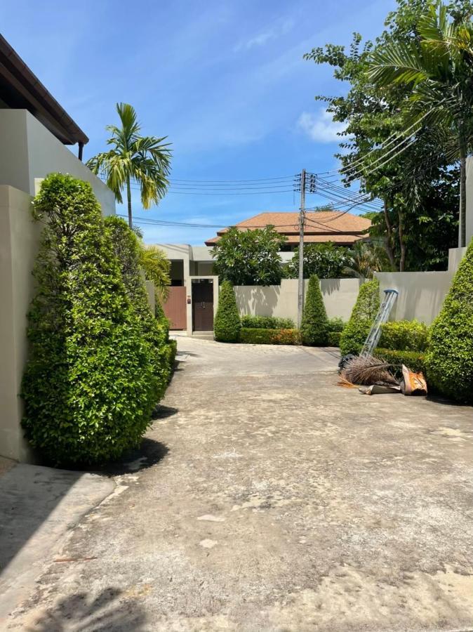 Shanti Villas X Monthstayz Thailand Rawai Esterno foto