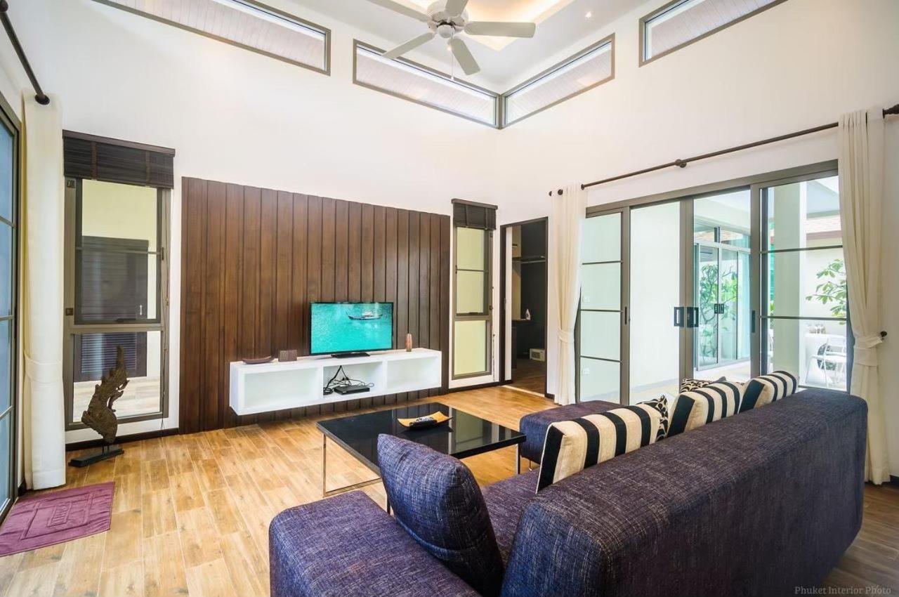 Shanti Villas X Monthstayz Thailand Rawai Esterno foto